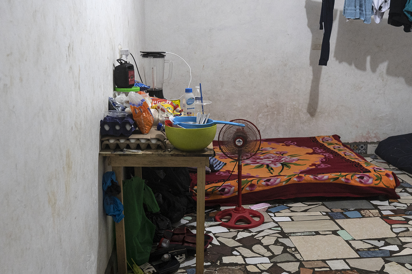 Cuarterías, habitaciones muy pequeñas donde se hacinan personas migrantes en Tapachula.